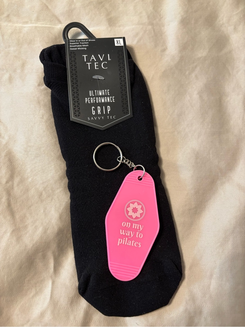Savvy Tec Grip Socks XL Black Non Slip Athletic Yoga Pilates NWT